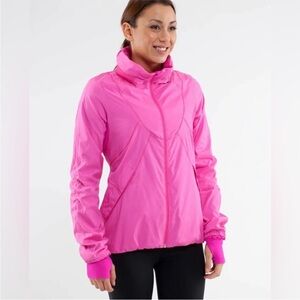 Lululemon Run: Hustle Jacket in Paris Pink White microstripe Size 4